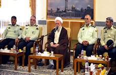 دیدار با جمعی از اعضای پلیس پیشگیری تهران بزرگ، سرکلانتر و مسئولان پایگاه نهم انتظامی